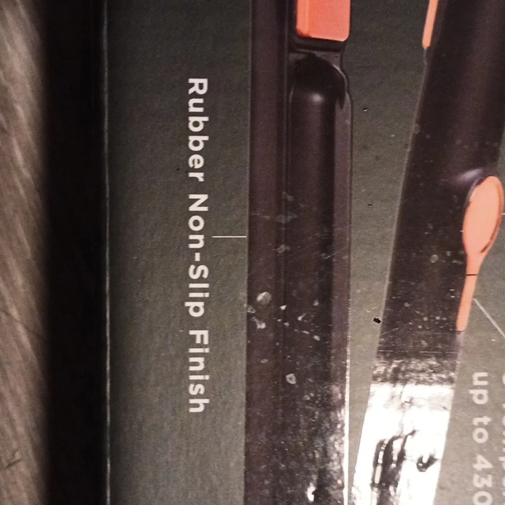 Ion Rose Gold and Black Flat Iron